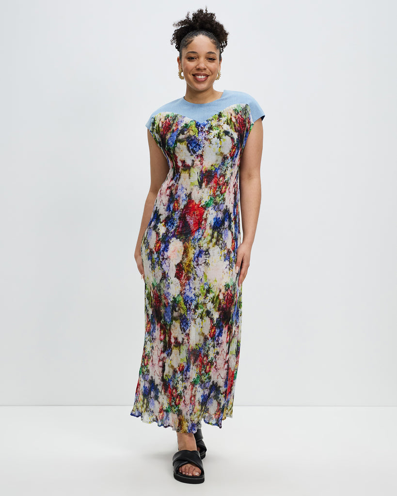 Model wears Jomilla Bloom Pleated Dress