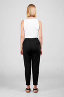 Dorsu Slouch Pant - Black