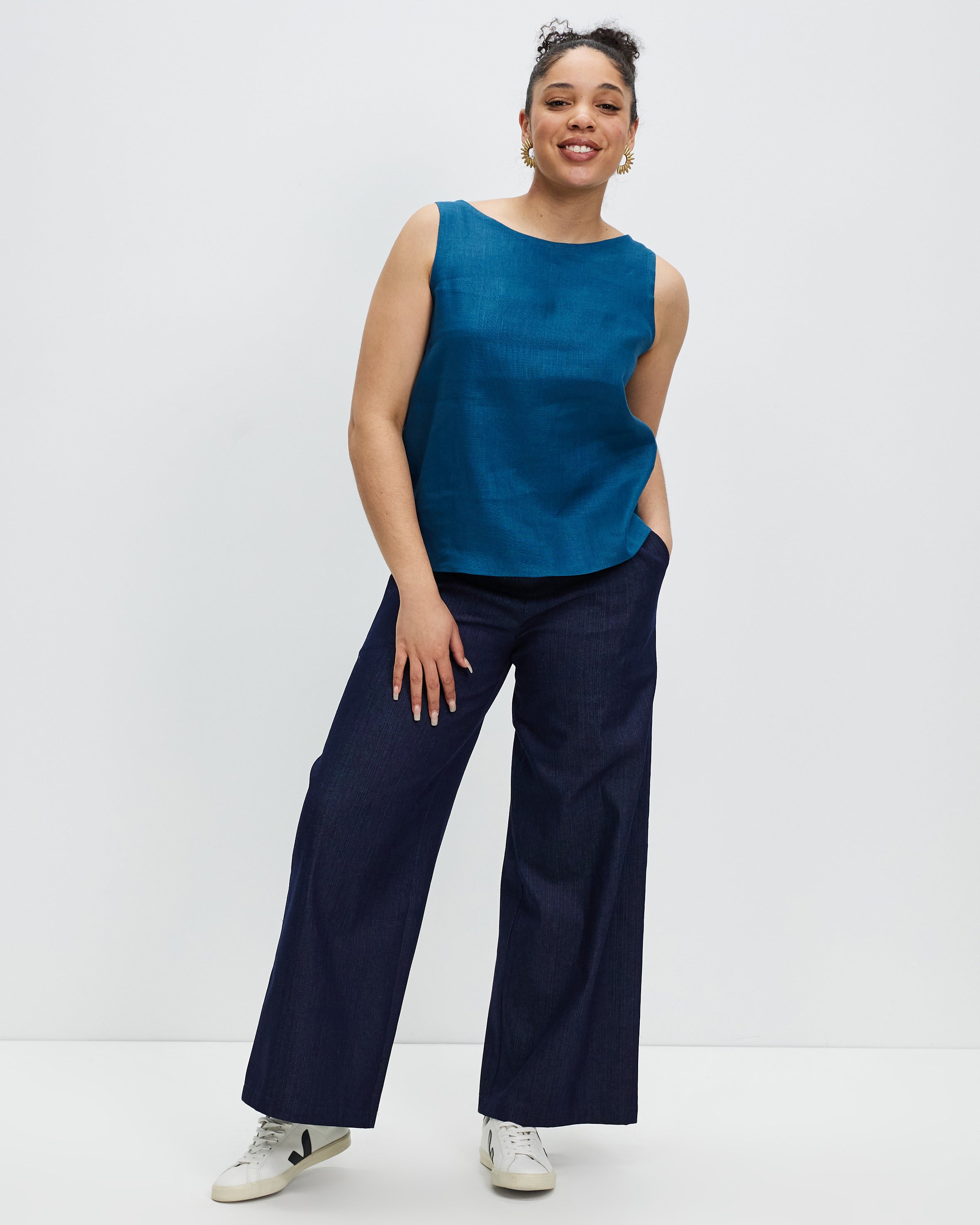 Shell Top - Peacock Blue Linen Summer – The Social Outfit